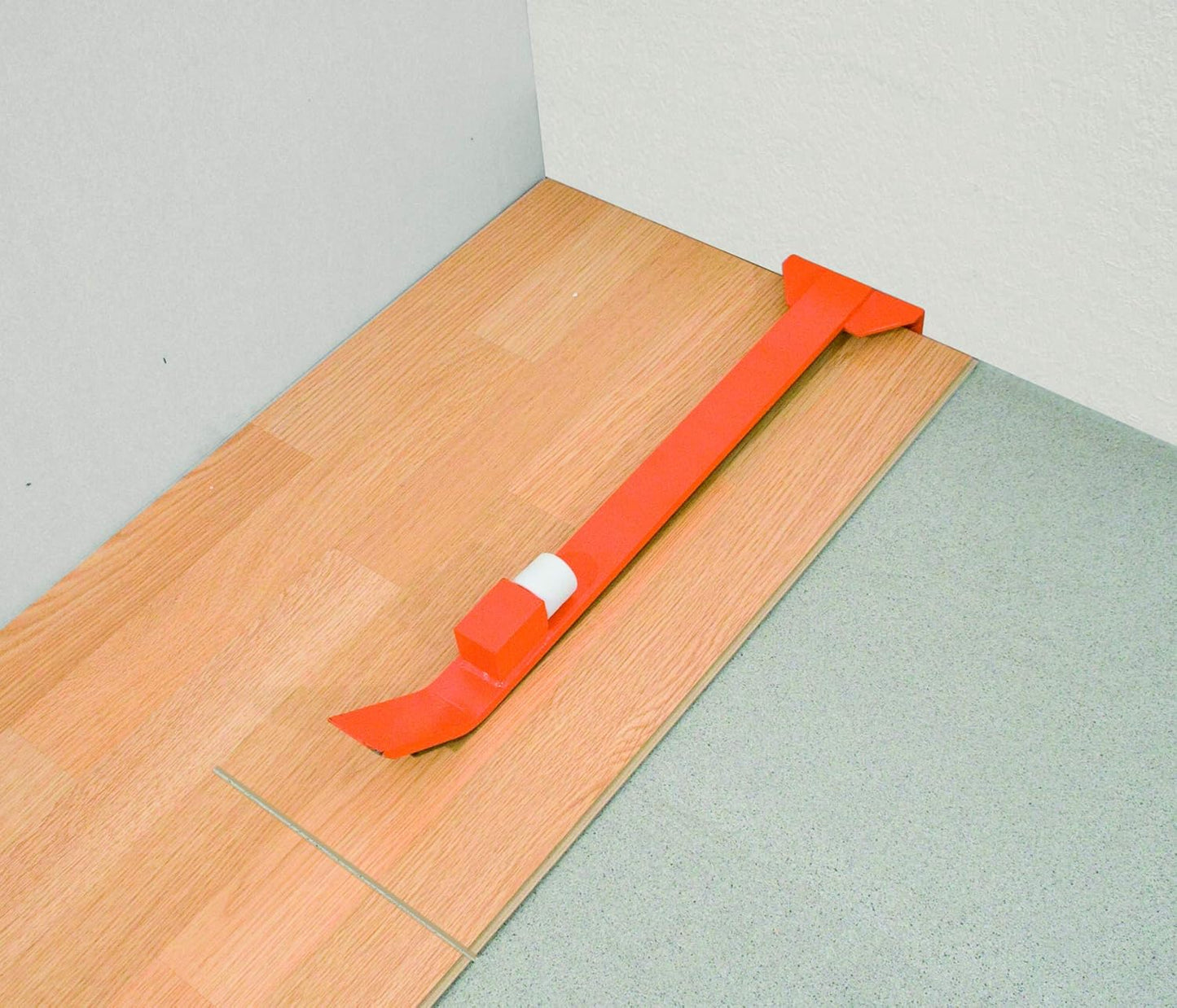 Zugeisen fürs Laminatverlegen