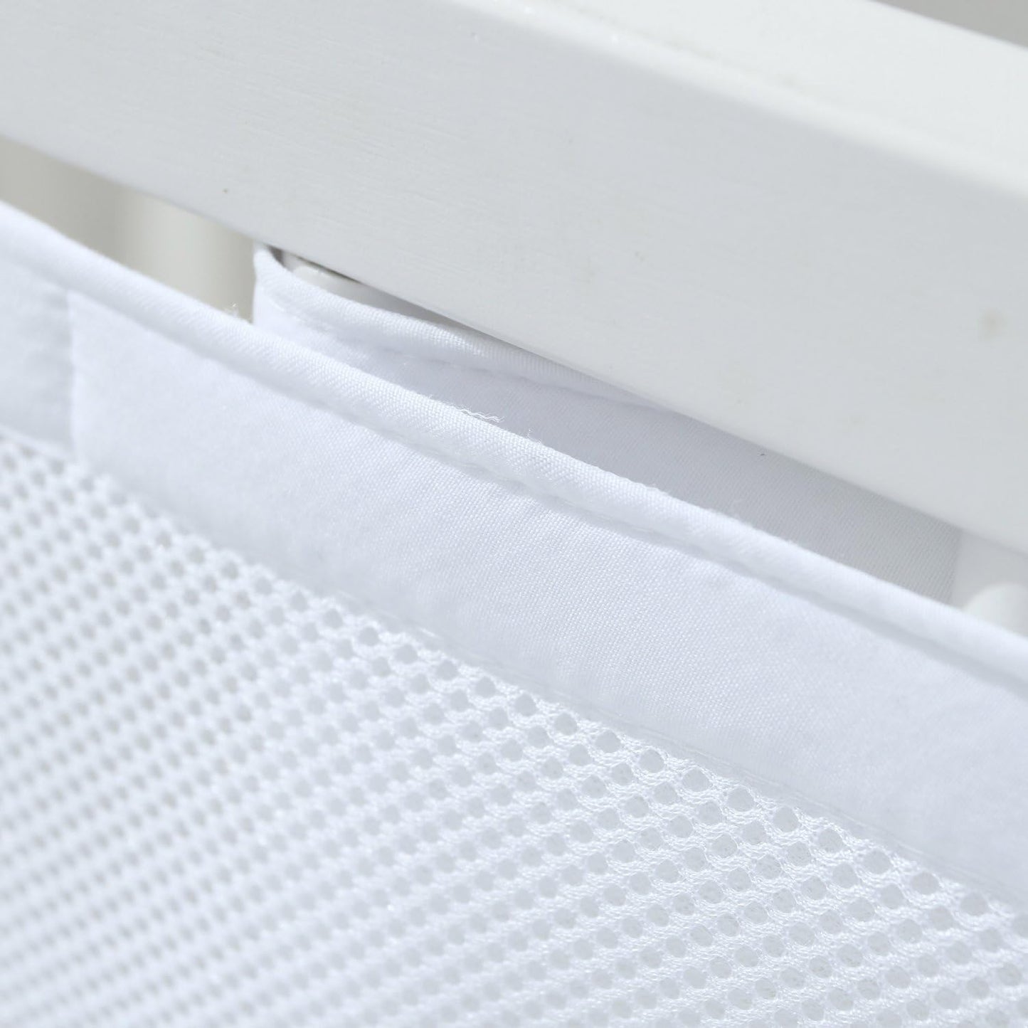 Airflow Mesh Nestchen für Kinderbetten (zweiseitig), Weiss