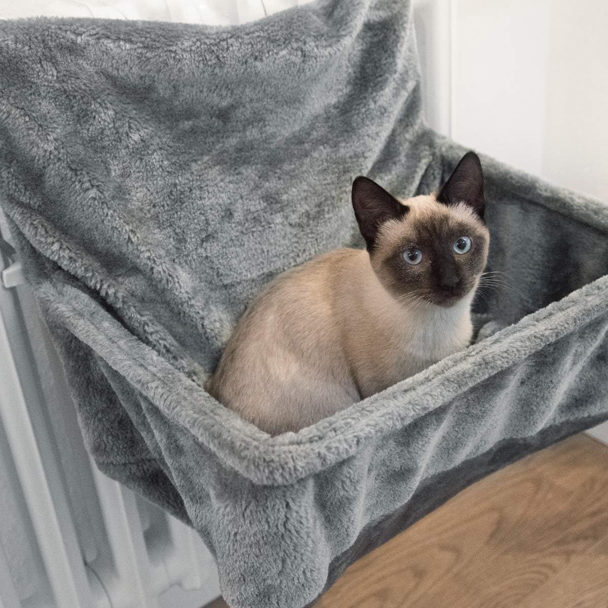 Katzen-Kuschelsack für Heizkörper, Grau
