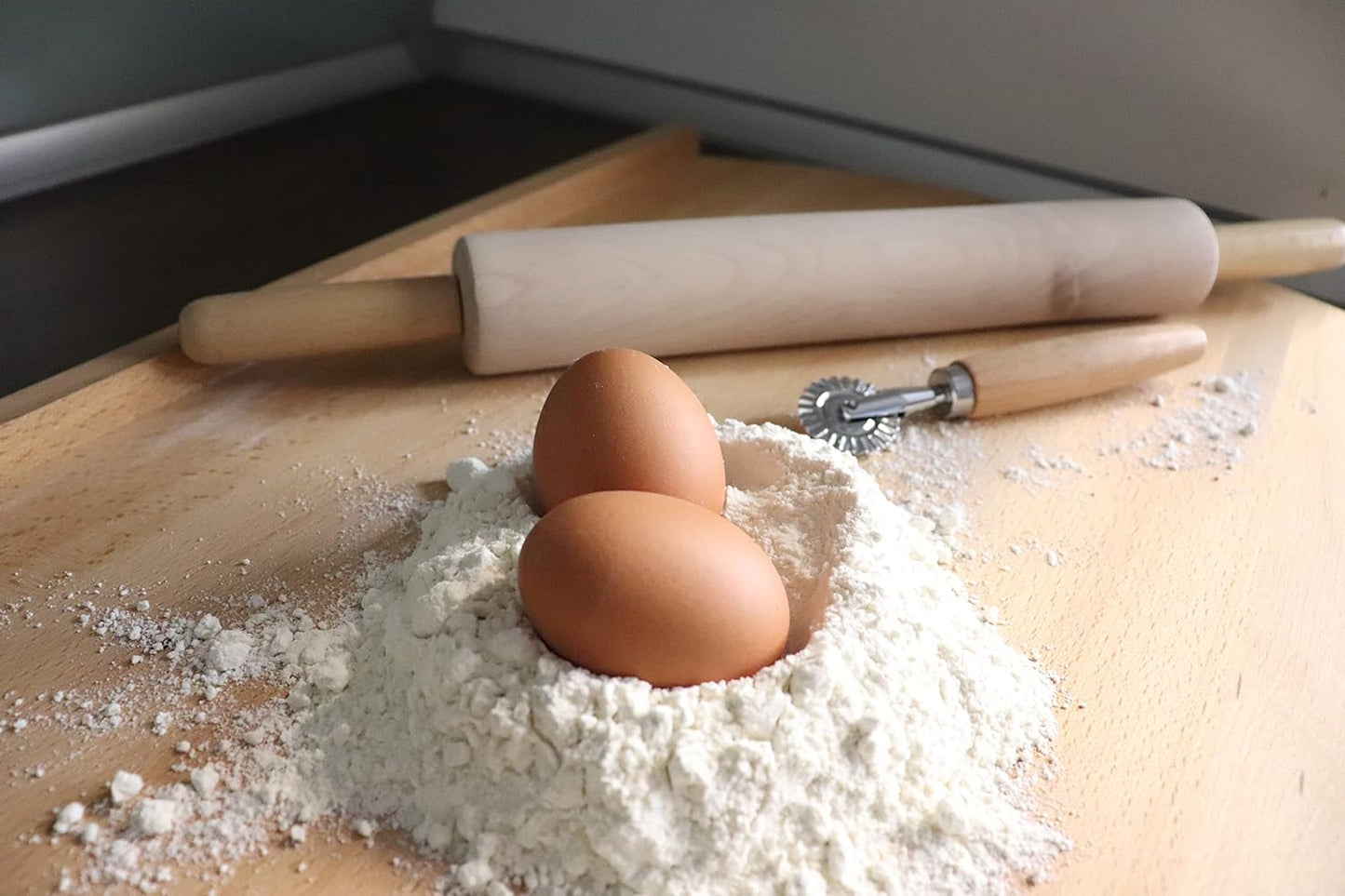Backbrett mit erhöhten Kanten
