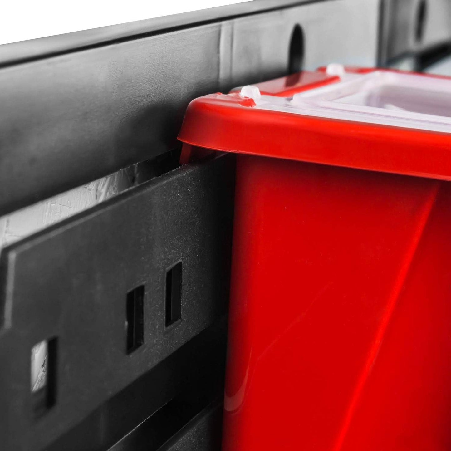 Wandregal mit 21 Sichtlagerkästen, 21 Box Rot