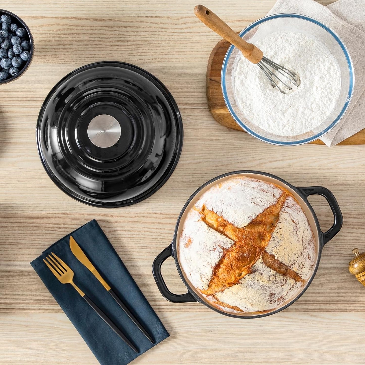 Brotbacktopf mit Deckel, Schwarz