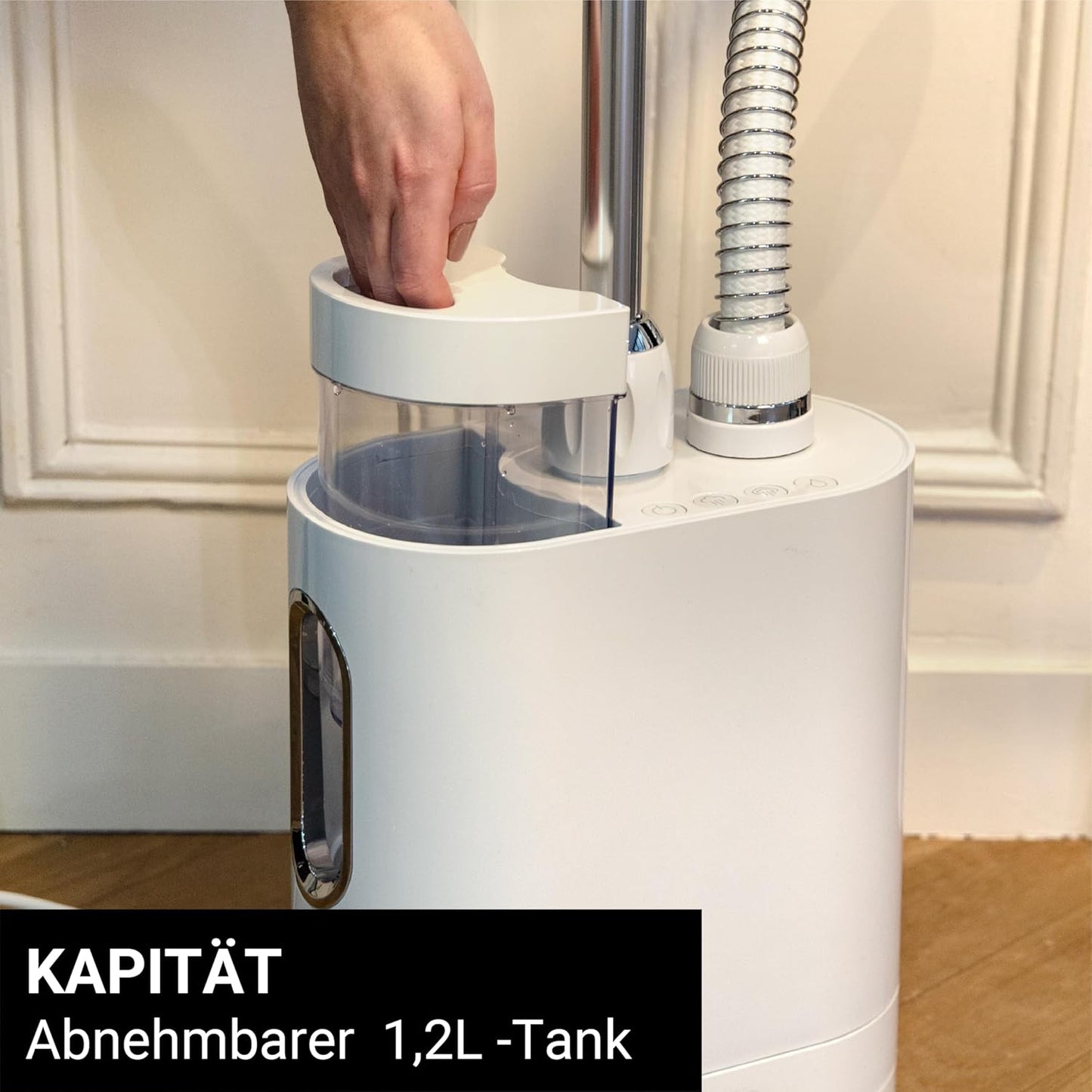 Vertikaler Steamer & Dampfglätter EUH2020W, Liter 1,2L Weiß
