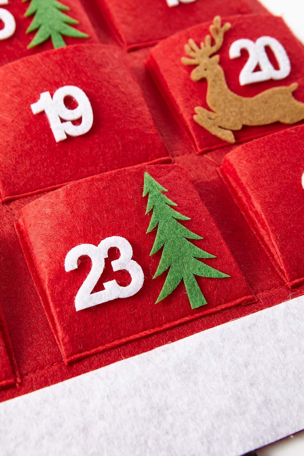 Filz-Adventskalender Santa zum Befüllen und Aufhängen, Rot/Weiss