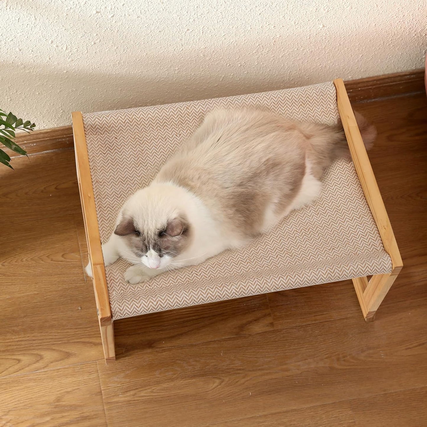 Erhöhtes Katzen- und Hundebett bis 18 kg, stapelbar, beige