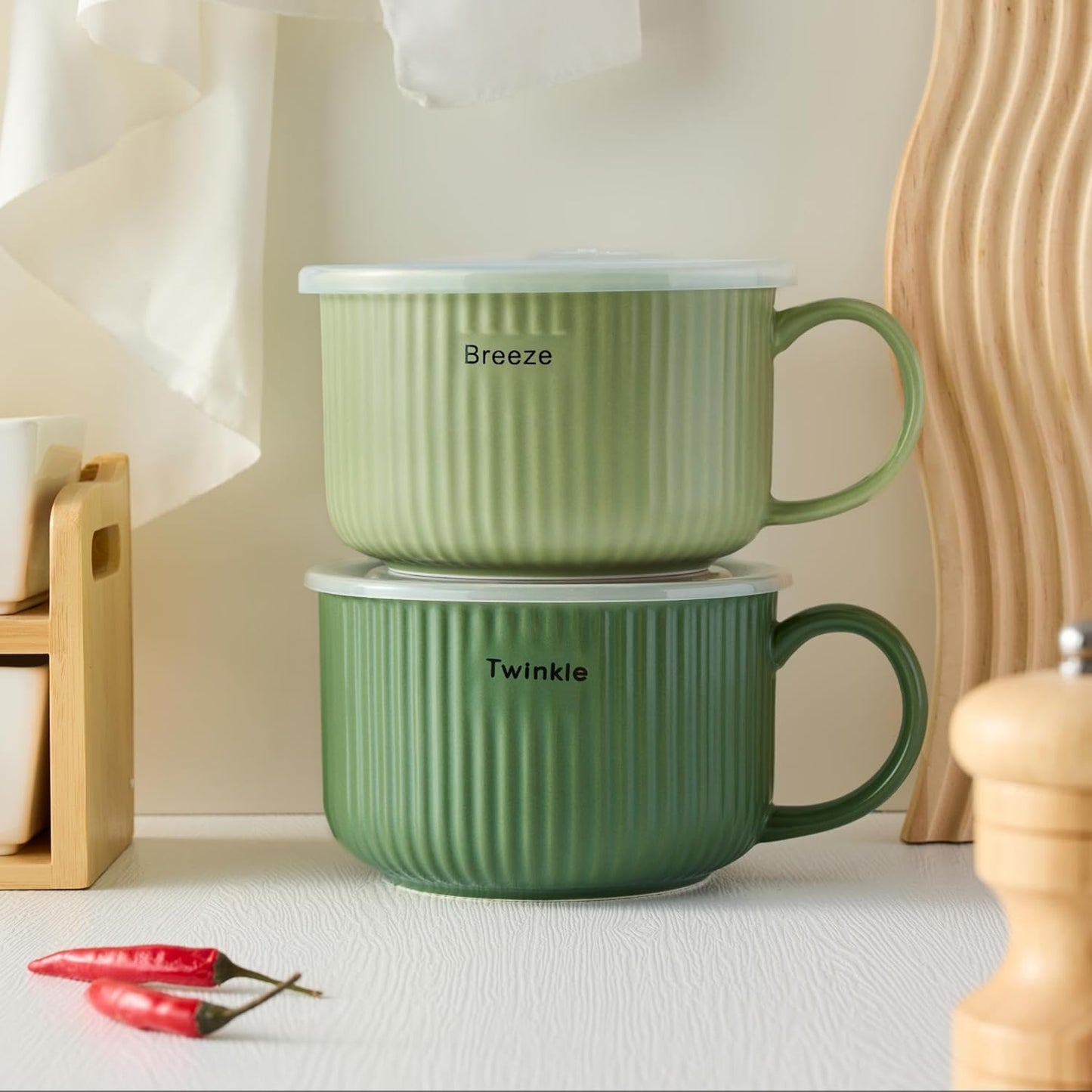 Suppenschalen mit Griff, Green With Clear Lid