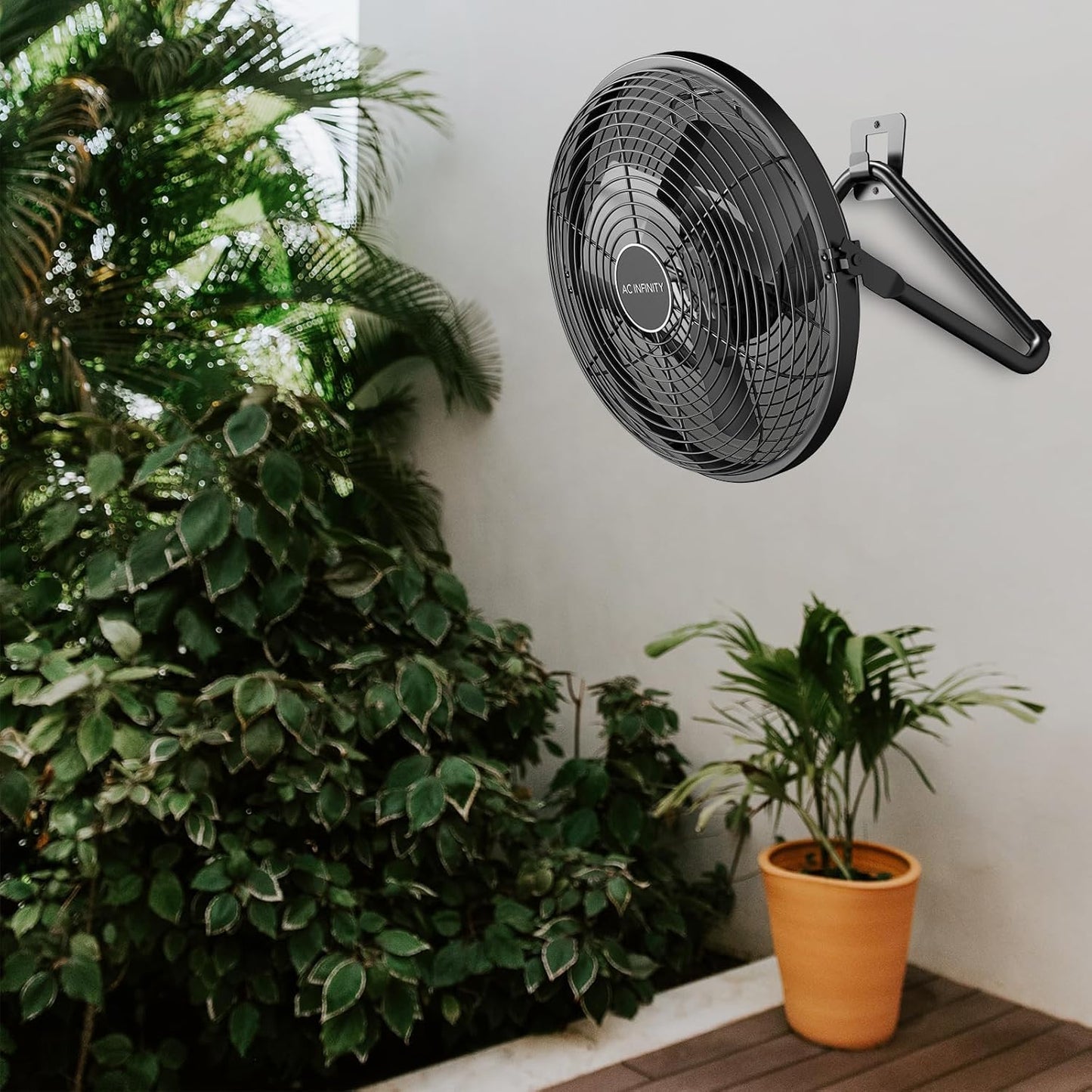 Industrieller Wandventilator Cloudlift S12 mit EC-Motor, 12"