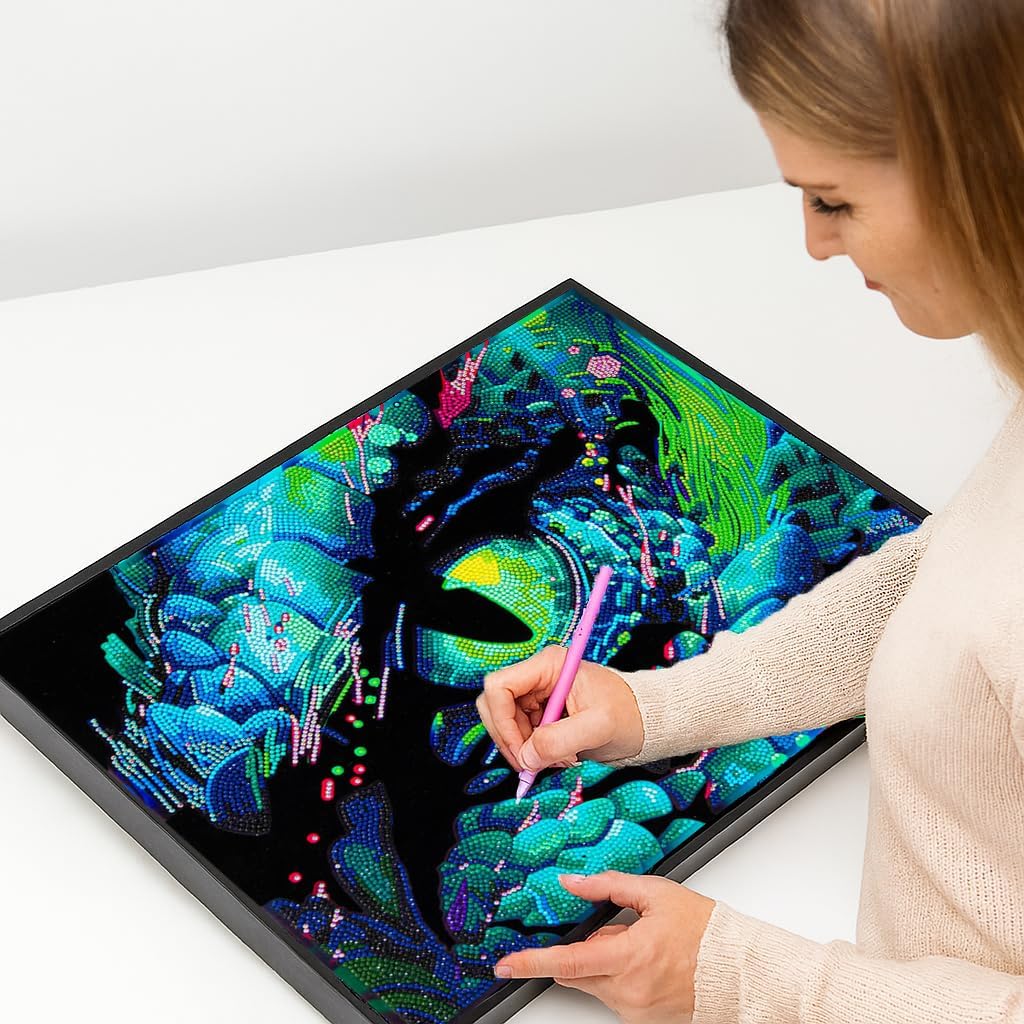 Diamond Painting Neon Drachenauge
