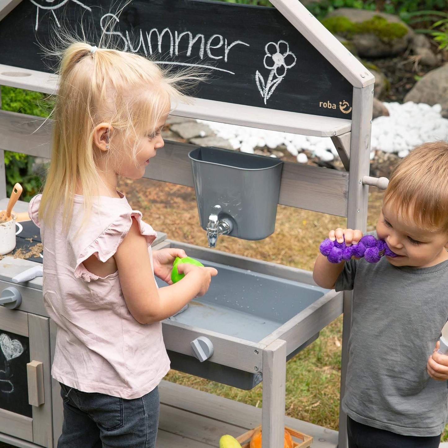 Outdoor Spiel- und Matschküche in Hausoptik, Grau Hausoptik