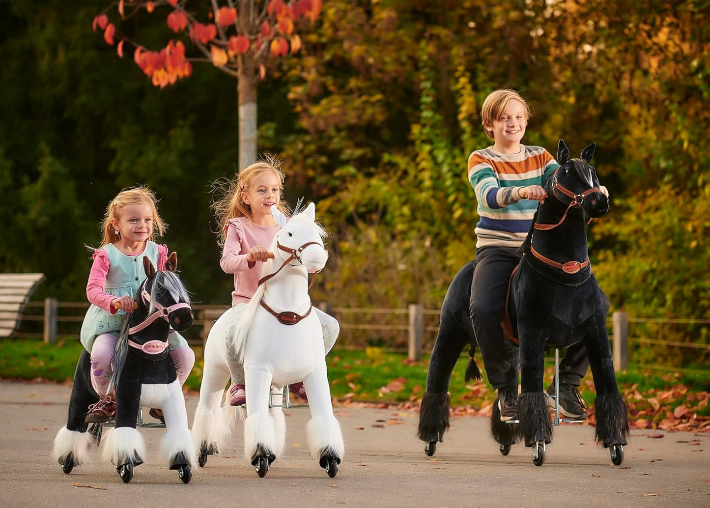 Spielpferd mit Rollen und Zubehör (5-12 Jahre), Domino Pink M (5-12 Jahre)