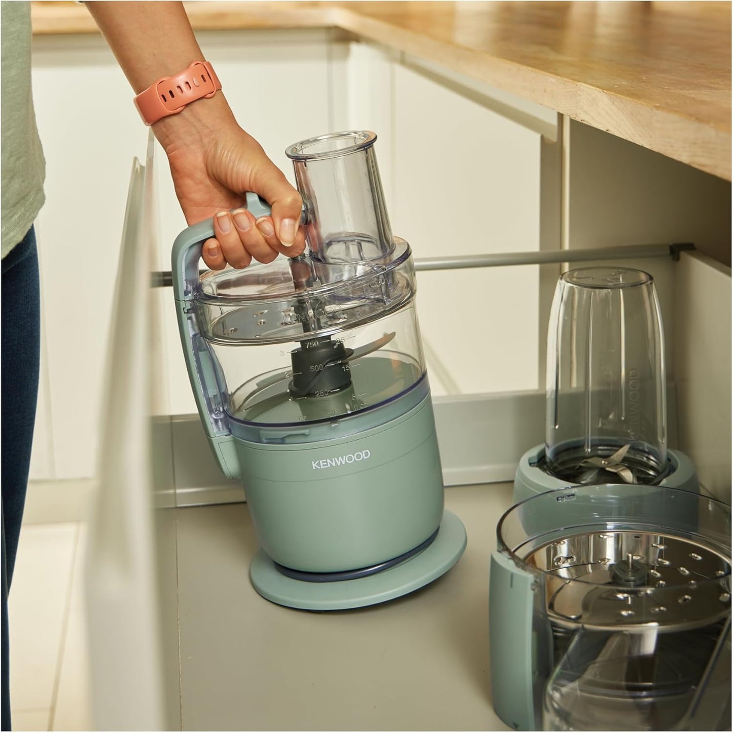 MultiPro Küchenmaschine mit Mixer-Aufsatz, Mit Standmixer-Aufsatz, 900W Eukalyptusgrün