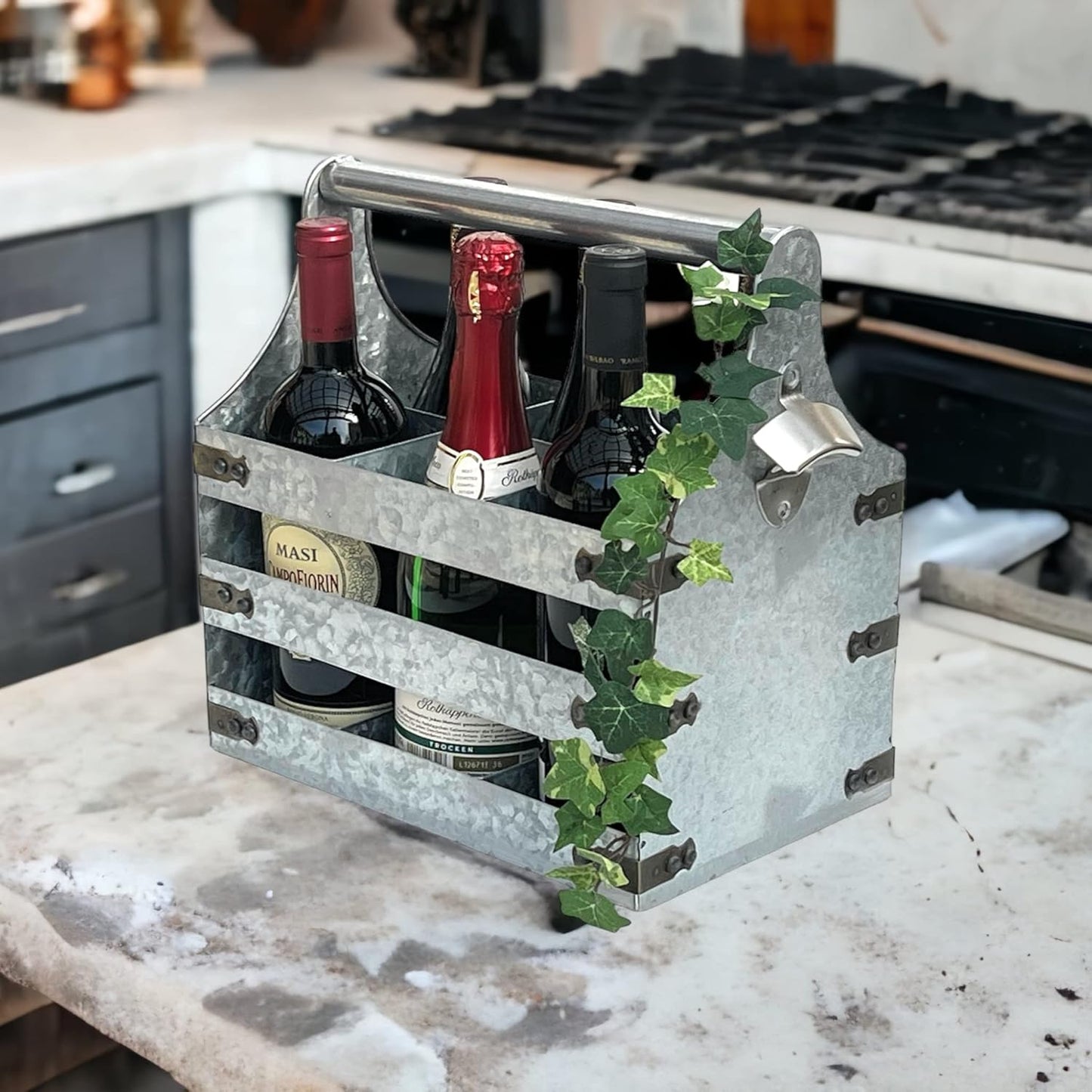Weinträger mit Flaschenöffner