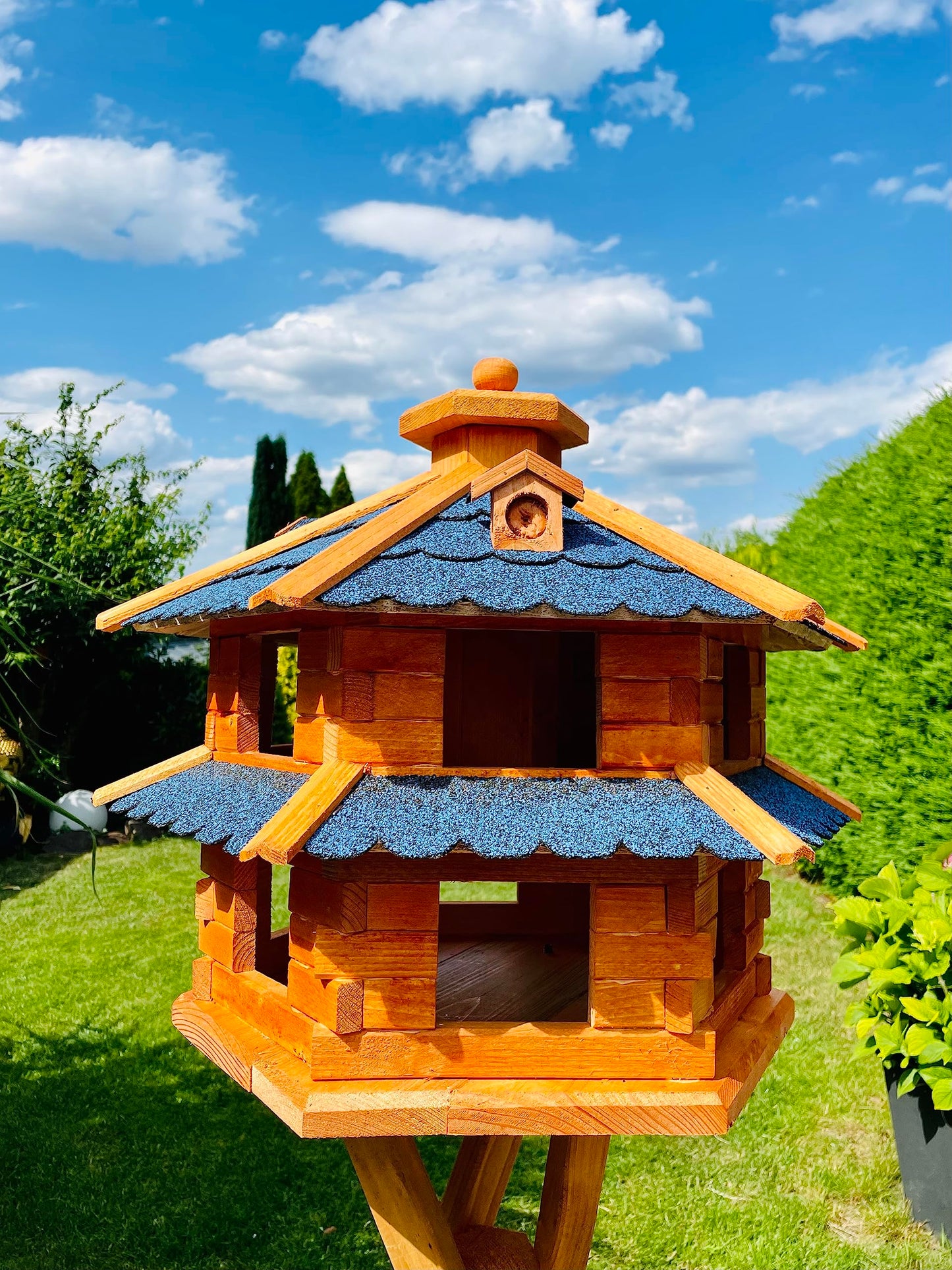 Vogelvilla Futterhaus, ohne Ständer, Grösse L ohne Ständer Braun/Blau