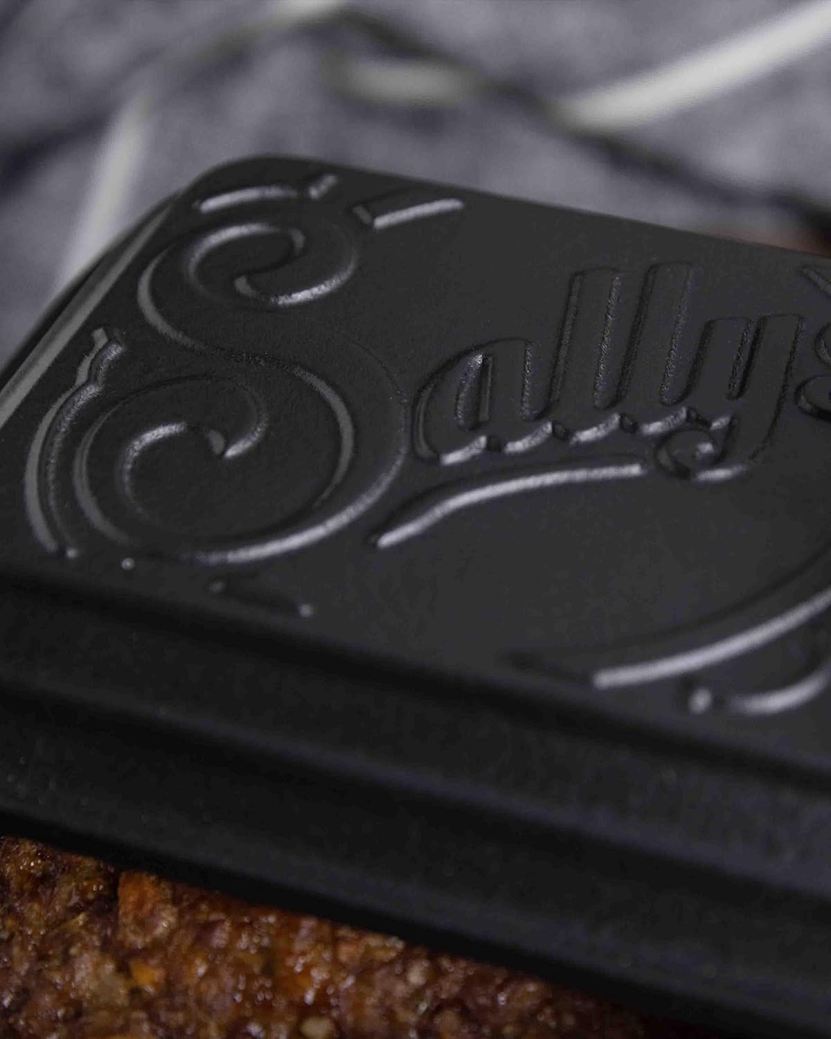 Brotbackform Baba aus Gusseisen, Carbon Black