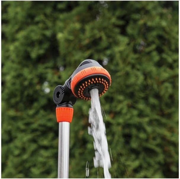 Verstellbare Gartendusche mit Erdspiess