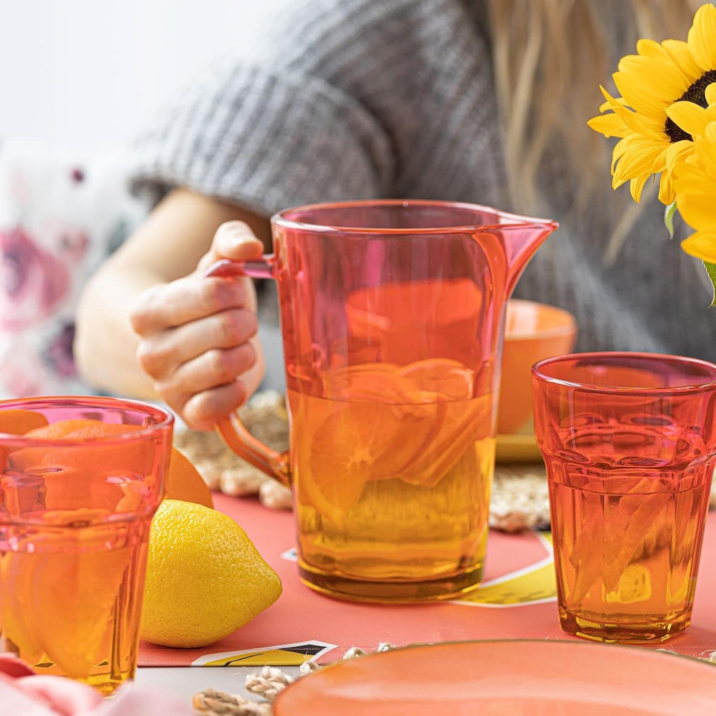Gigi Magical Sunrise Wasserkaraffe mit Griff, Orange Rosa