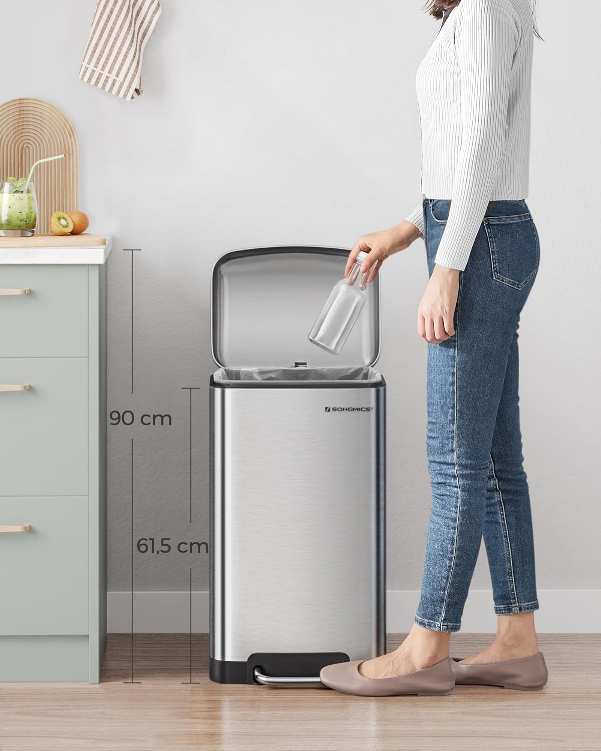 Treteimer LTB01L mit Softclose-Funktion, silbern
