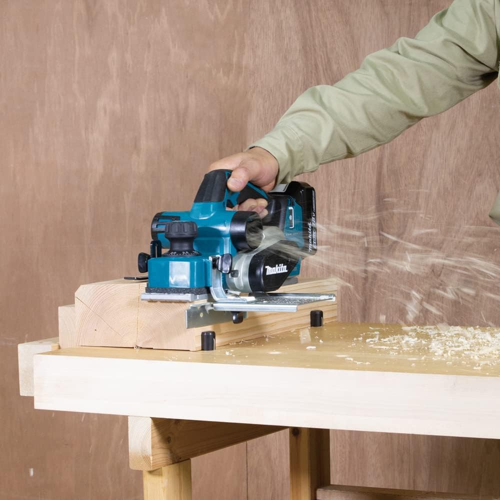 Akku-Hobel DKP181ZU mit Bluetooth-Funktion, Akku-Hobel mit Bluetooth