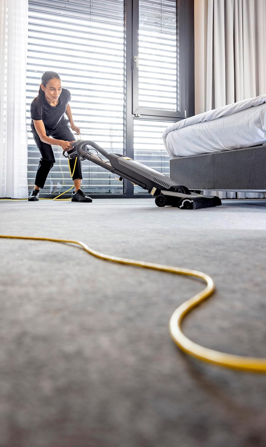 Teppichbürstsauger CV 48/2 mit Dehnsaugschlauch, 48cm Arbeitsbreite mit PVC Netzkabel