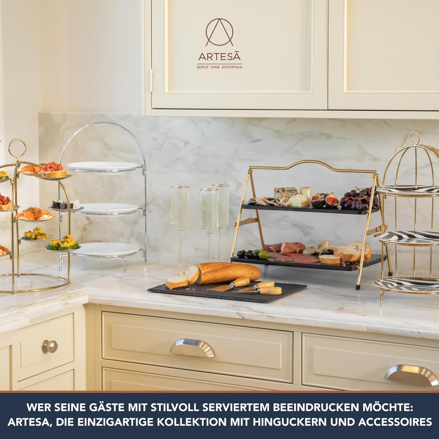 Dreistöckige Etagere