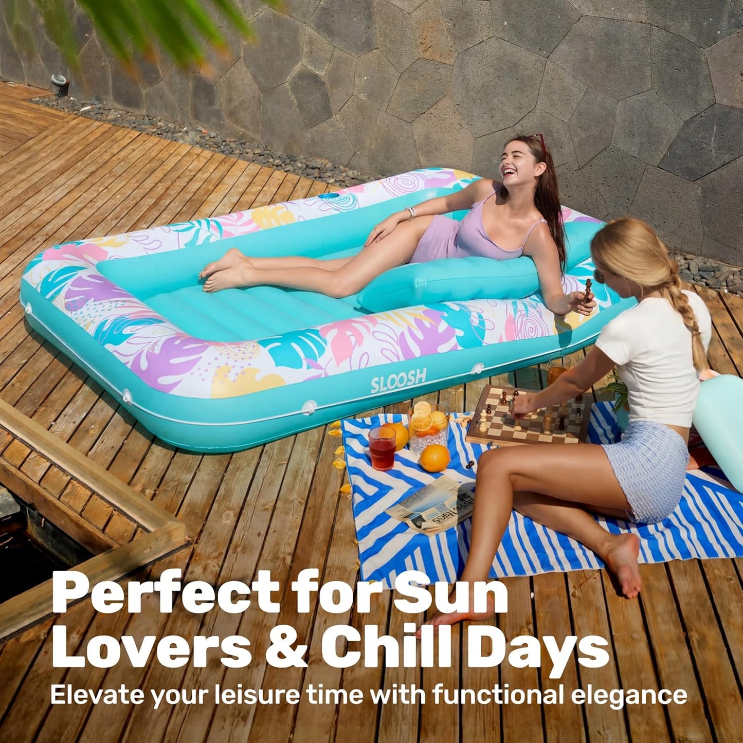 Aufblasbarer 4-in-1 Sonnenliegepool mit Kissen und Getränkehalter, Tropisches Blau XL