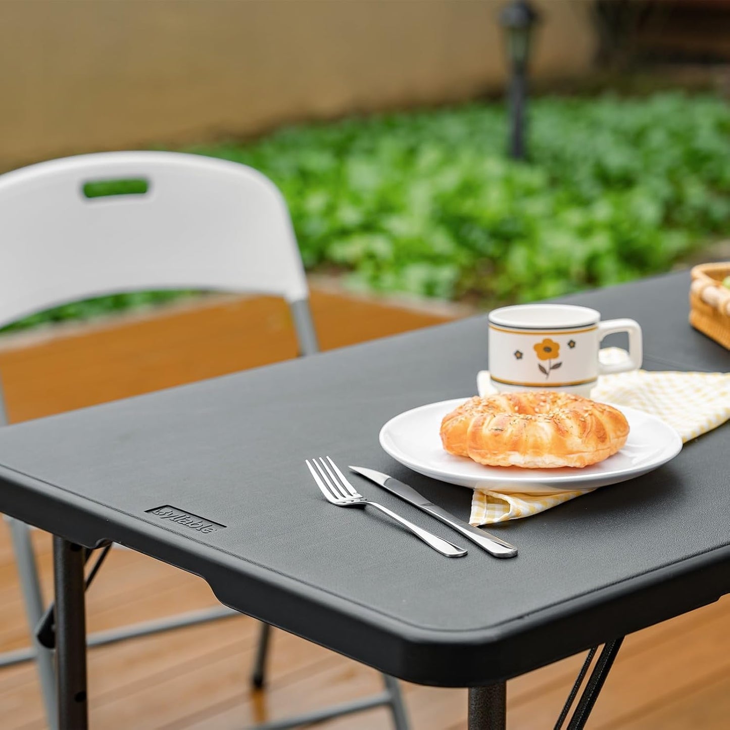 Höhenverstellbarer Klapptisch, Schwarz