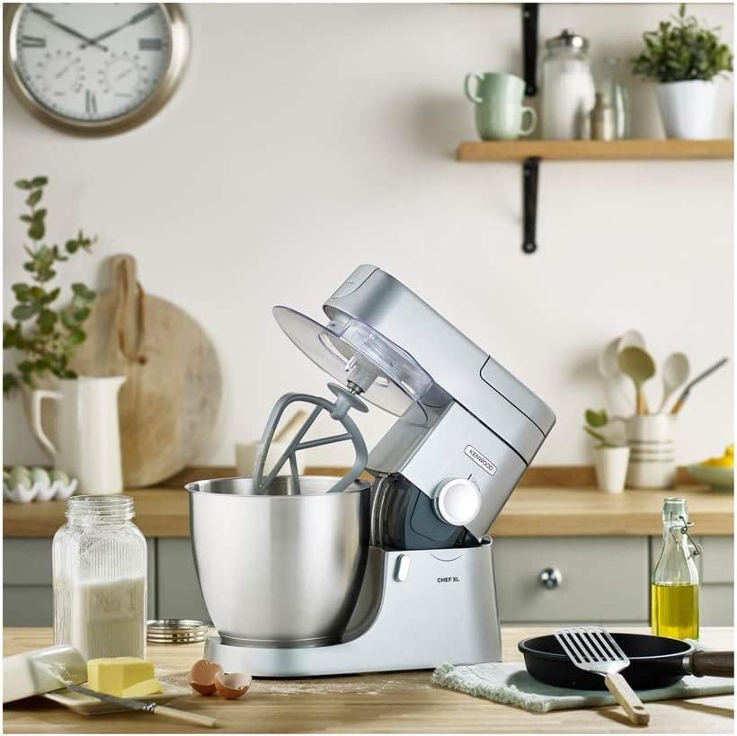 Küchenmaschine Chef XL, silberne 6,7L Schüssel + Mixer
