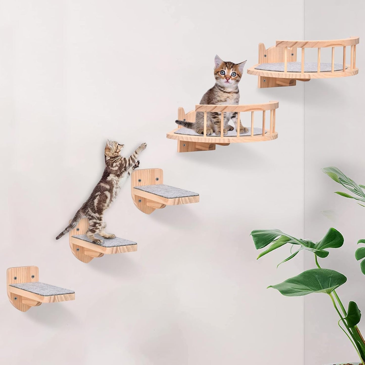 Katzenmöbel-Set mit 2 Böden und drei Kratz-Tritten
