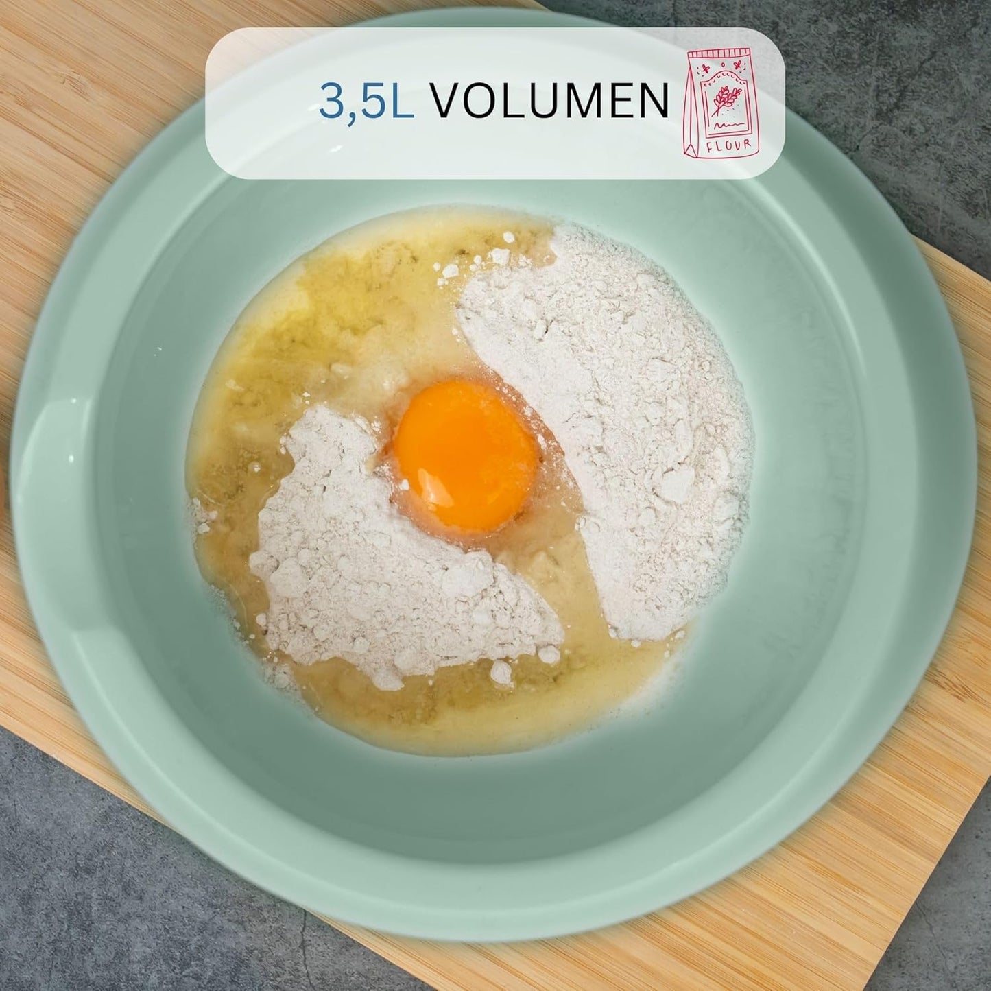Backschüssel mit Ausgiesser und Deckel, Mintgrün