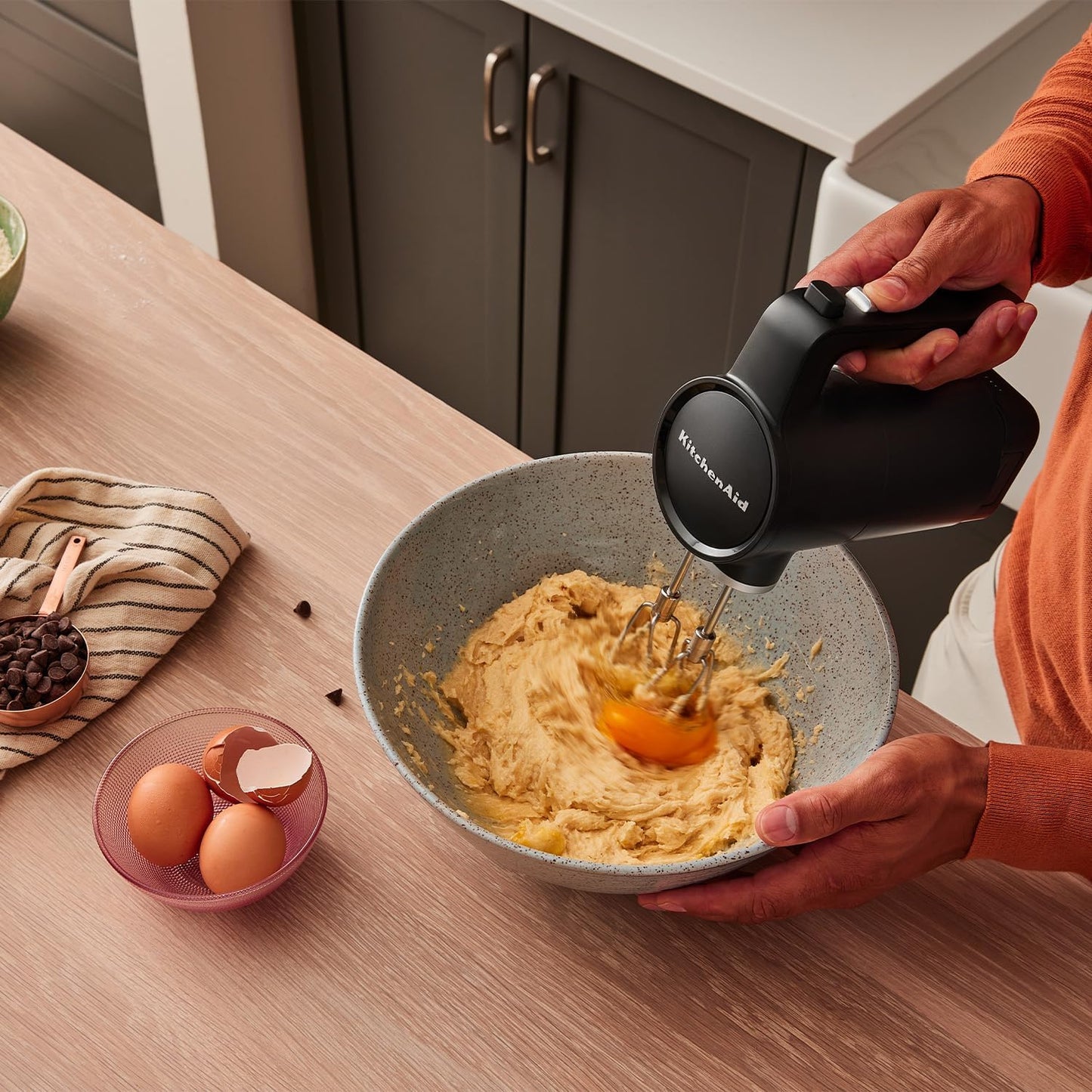 Kabelloser Handmixer mit Akku, Schwarz - mit Akku