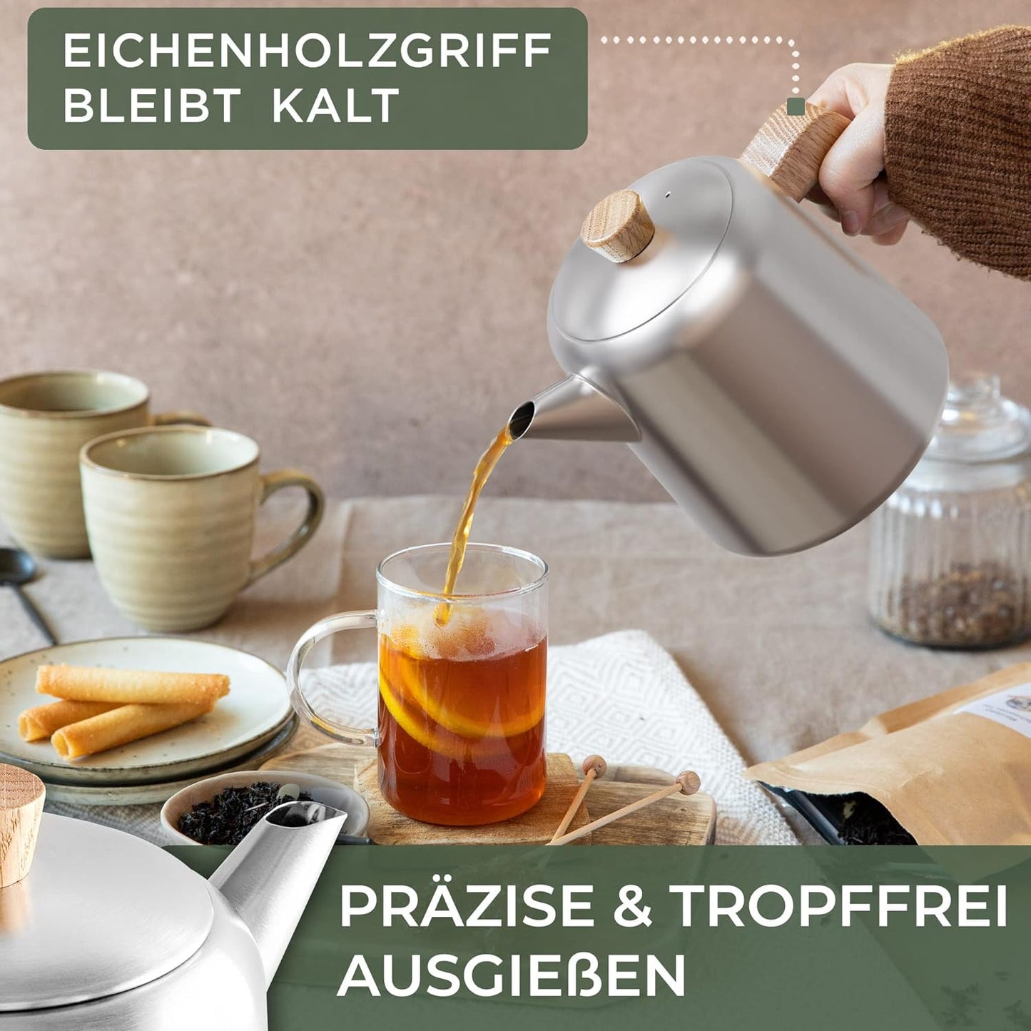 Teekanne mit Stövchen und Siebeinsatz, Teekanne mit Stövchen