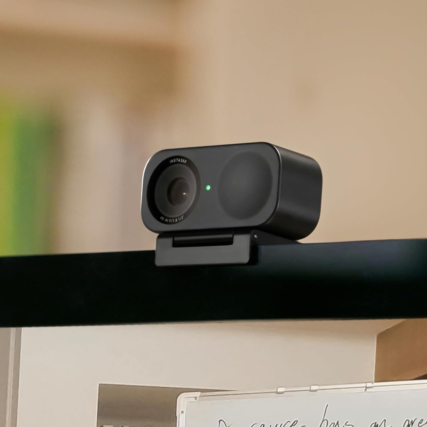 Link 2C Standard 4K Webcam mit Auto-Framing und HDR, Graphitschwarz Standard-Bundle