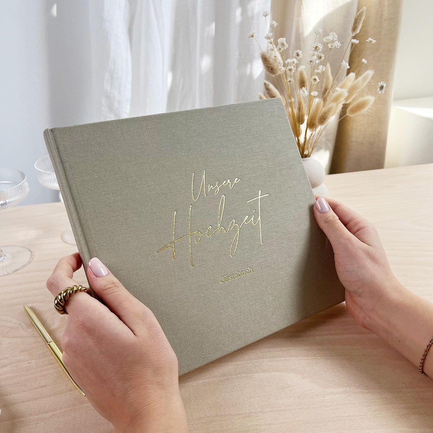 Hochzeit-Gästebuch mit Fragen (inkl. Sticker), Mit Fragen Beige