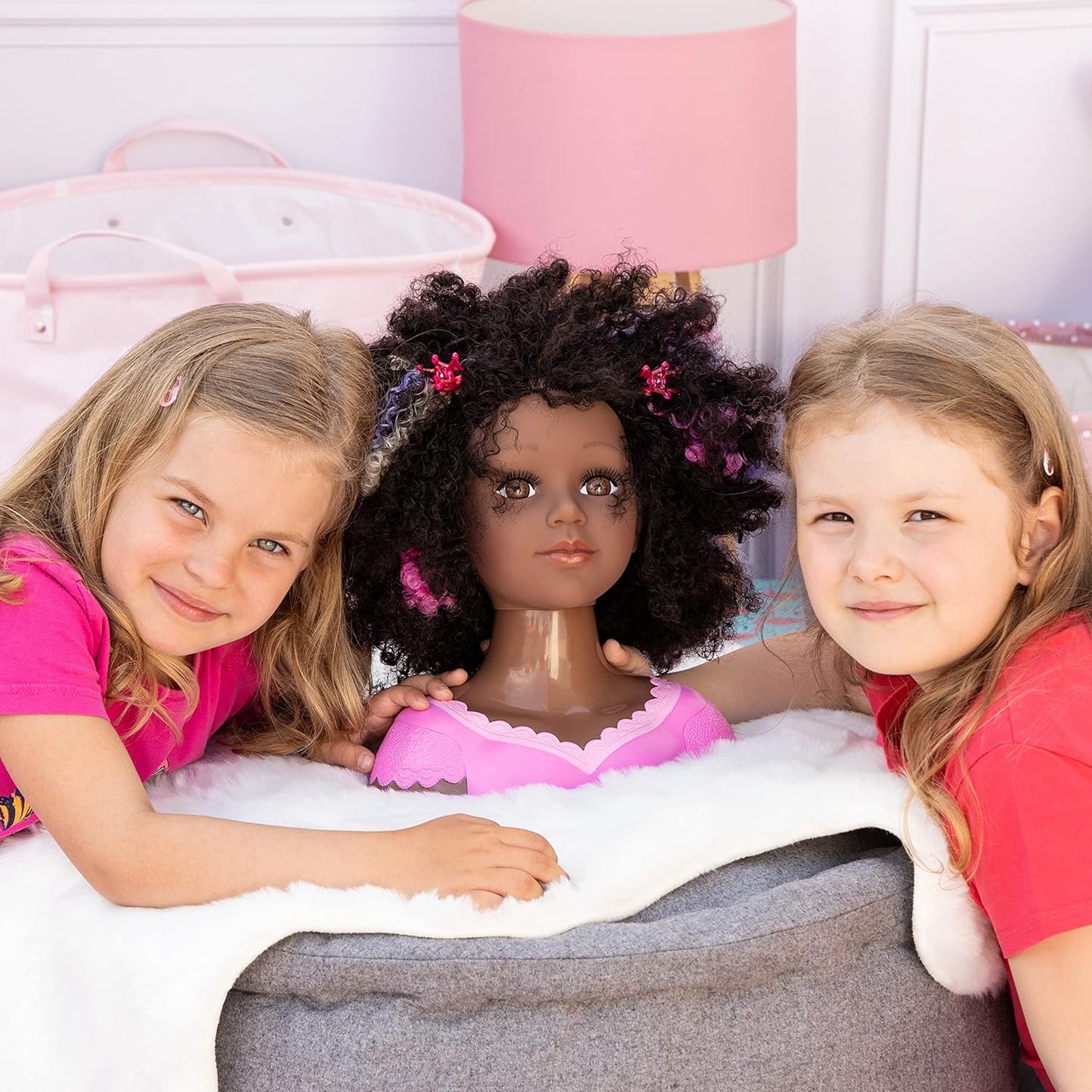 Charlene Super Model, Braune Locken