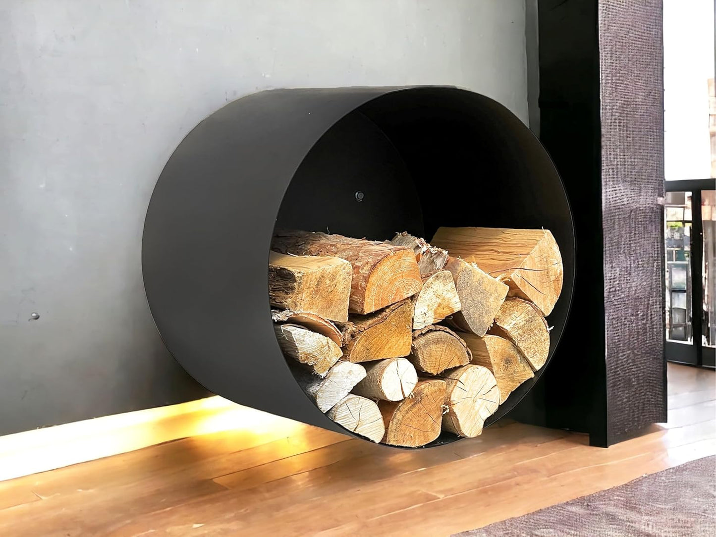 Rundes Kaminholzregal
