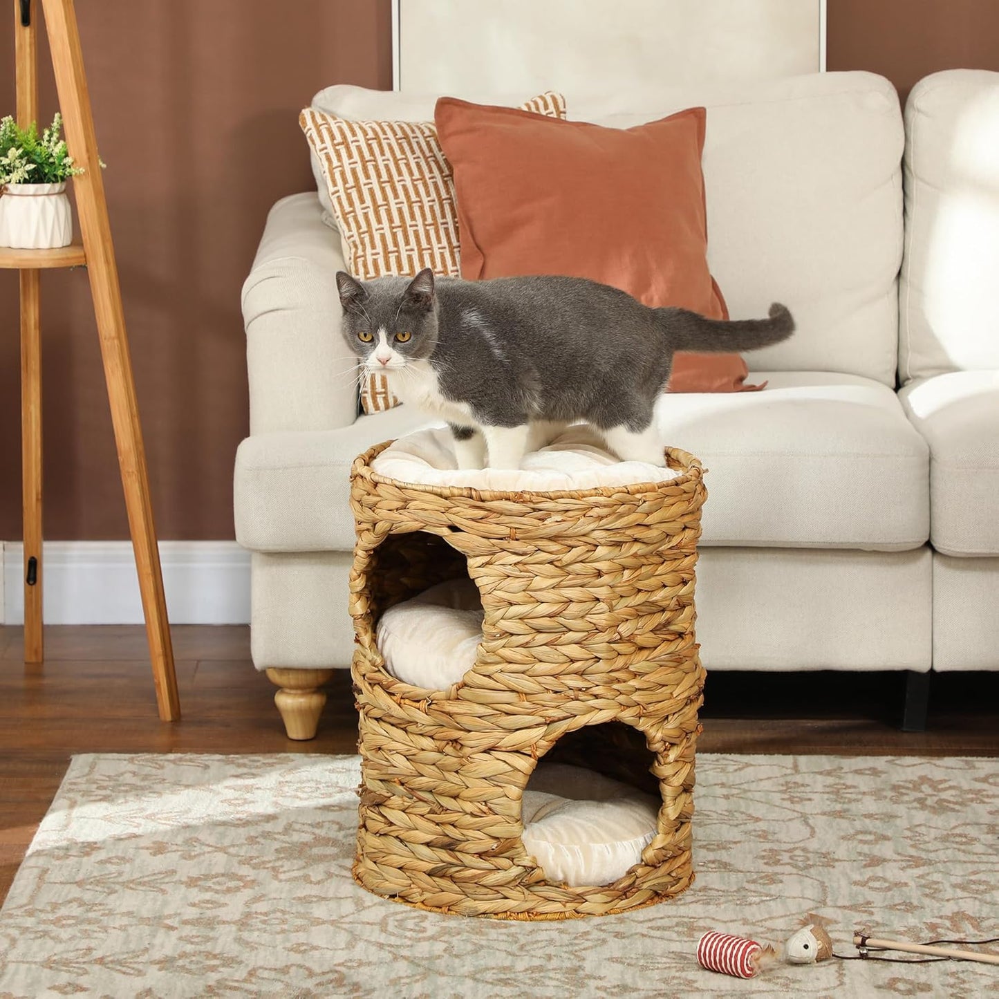 Kratztonne mit Höhlen und Kissen, Braun 40L x 40B x 50H cm