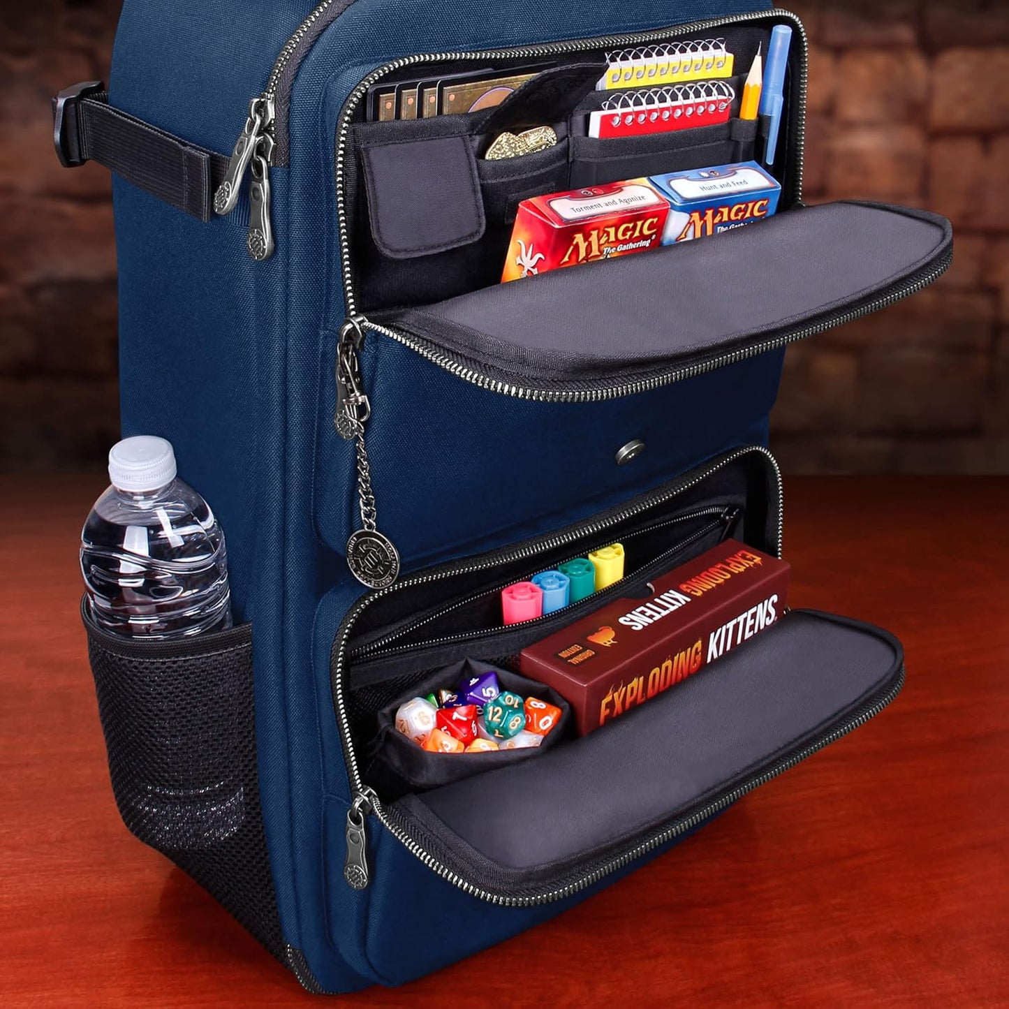 Tabletop Collector's Edition Card Storage Backpack, Drachen Blau