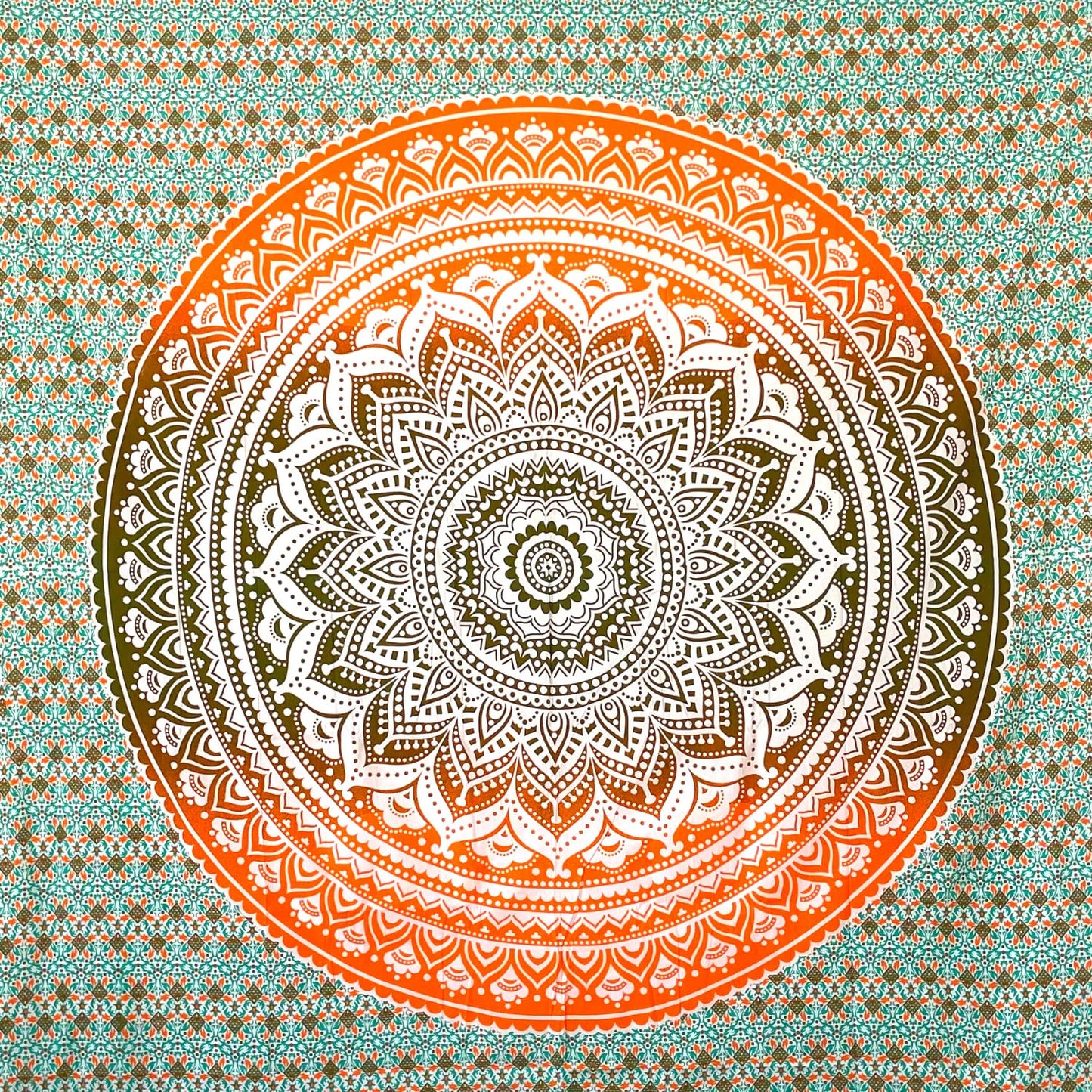 Mandala-Tuch, 210 x 230 cm, Orange-grün 230L x 210B cm