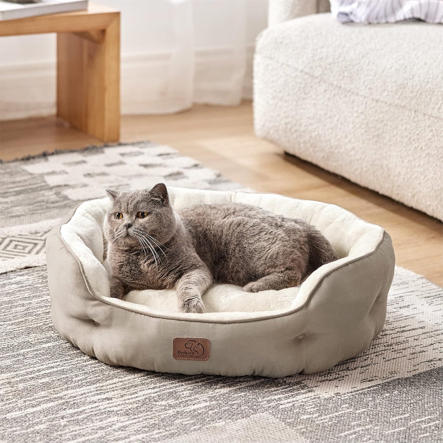 Waschbares Katzenbett mit zweiseitigem Innenkissen