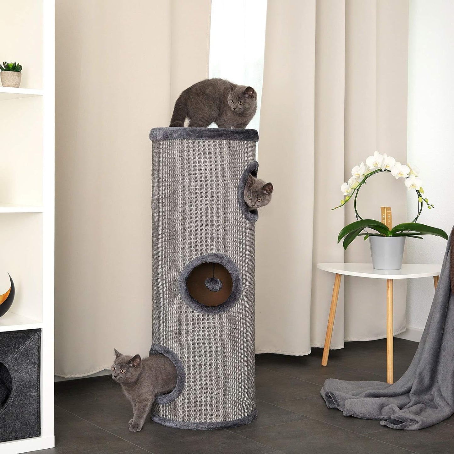 Kratztonne mit Spielball & Verstecken, Grau 100 cm Höhe