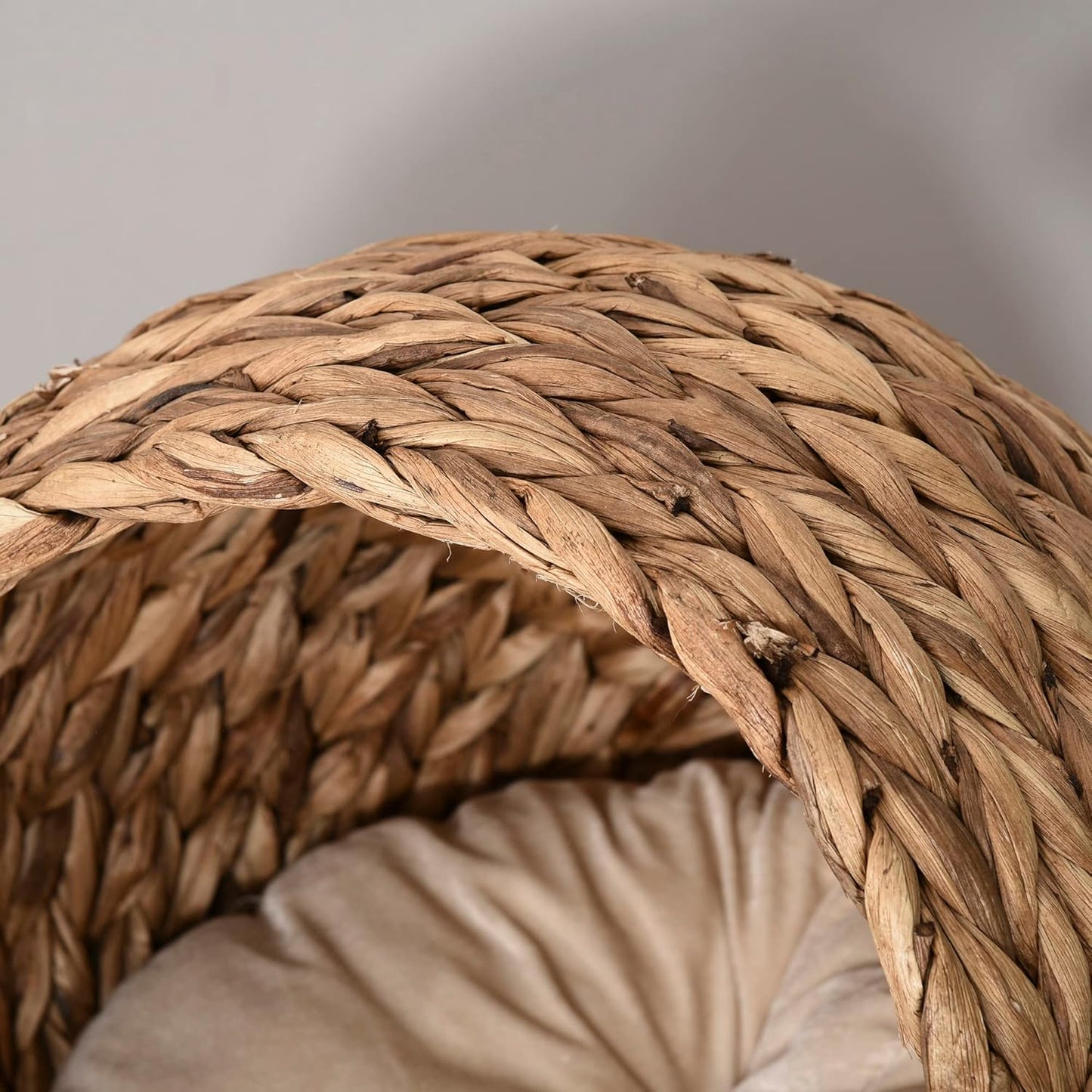 Katzenkorb mit Kissen, 50L x 42B x 60H cm Braun
