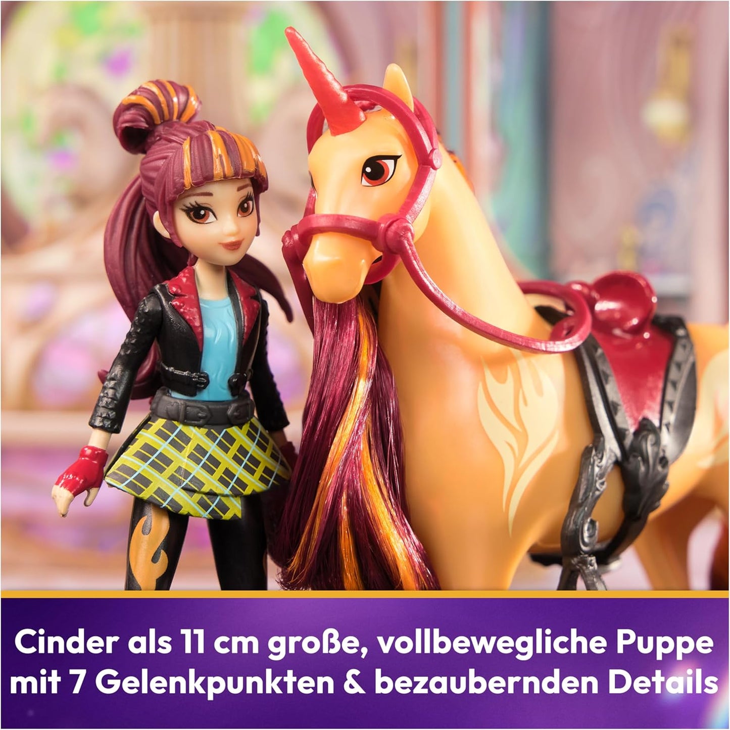 Valentina & Cinder, Valentina und Einhorn Cinder