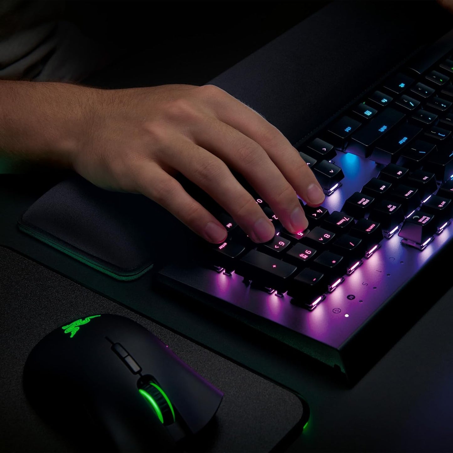 Ergonomische Handballenauflage für Gaming-Tastaturen, Handballenauflage (Kunstleder) Einfarbig