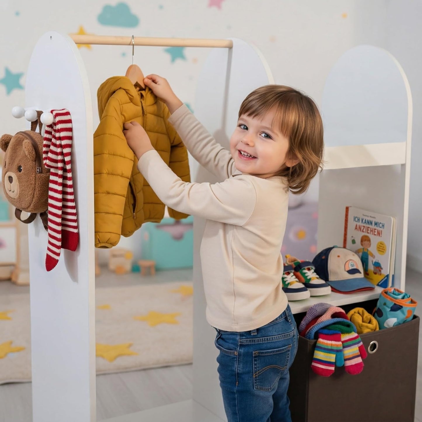Kindergarderobe mit Haken und Aufbewahrungsbox