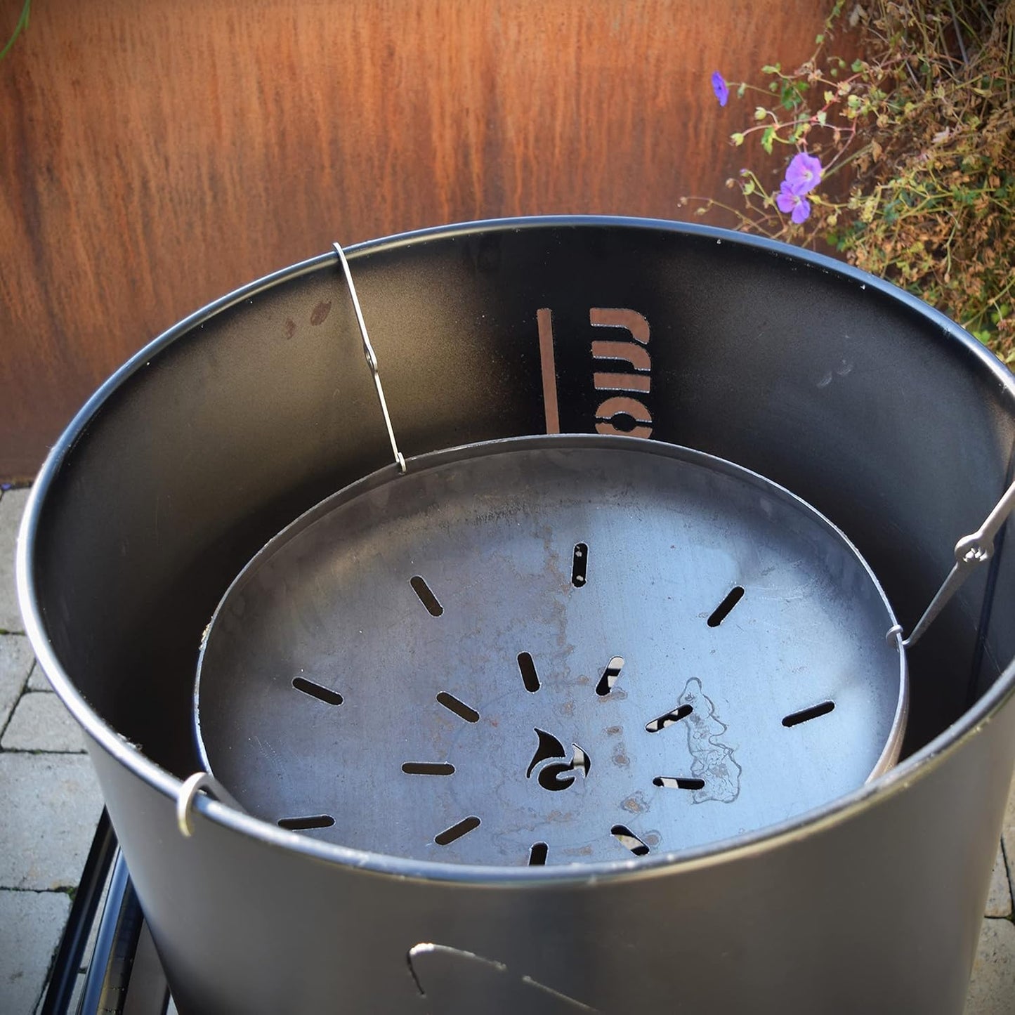 Feuerbox aus Stahl mit Edelstahl-Haken, Feuerbox mit Haken