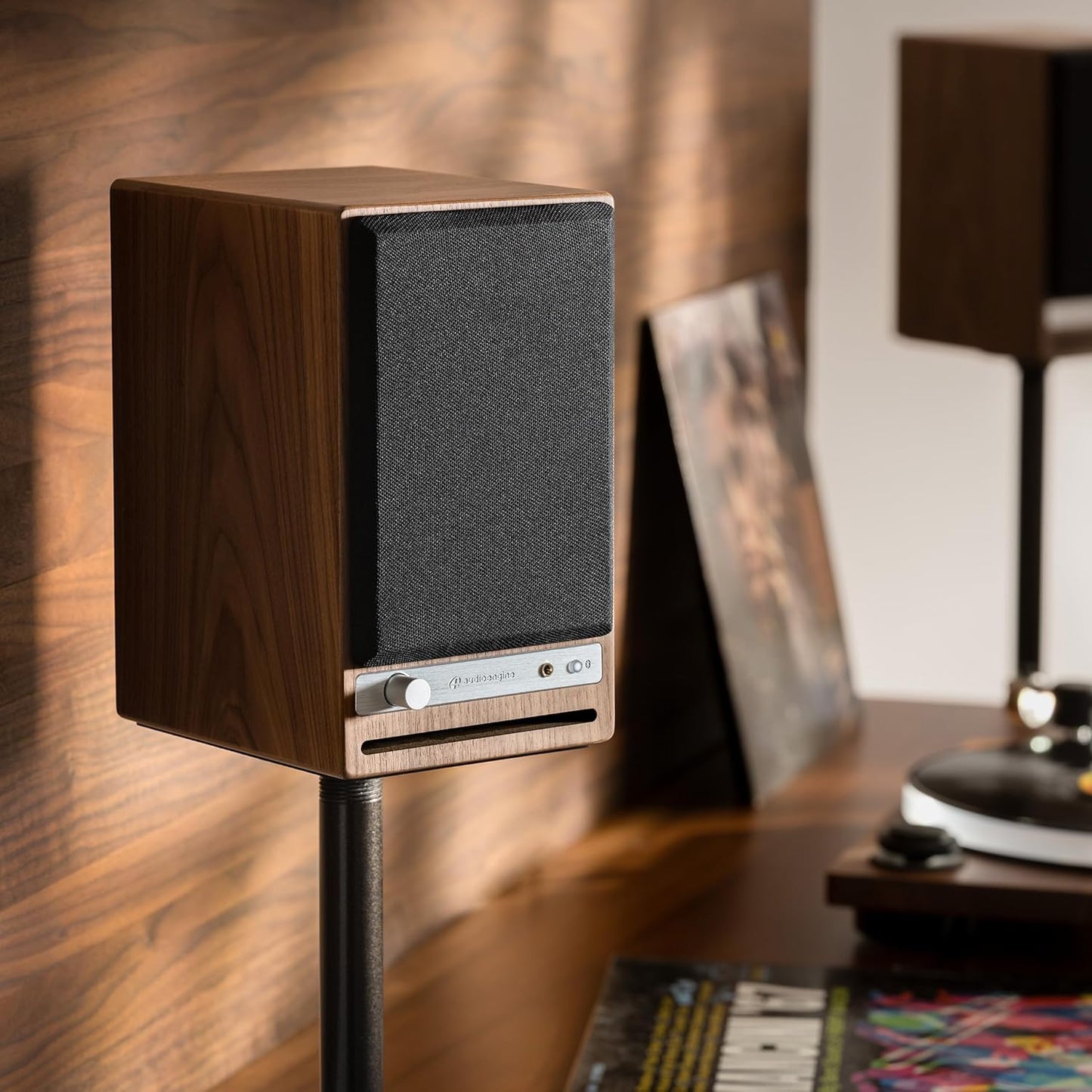 HD4 Bluetooth-Lautsprecher, Walnuss Echtholzfurnier
