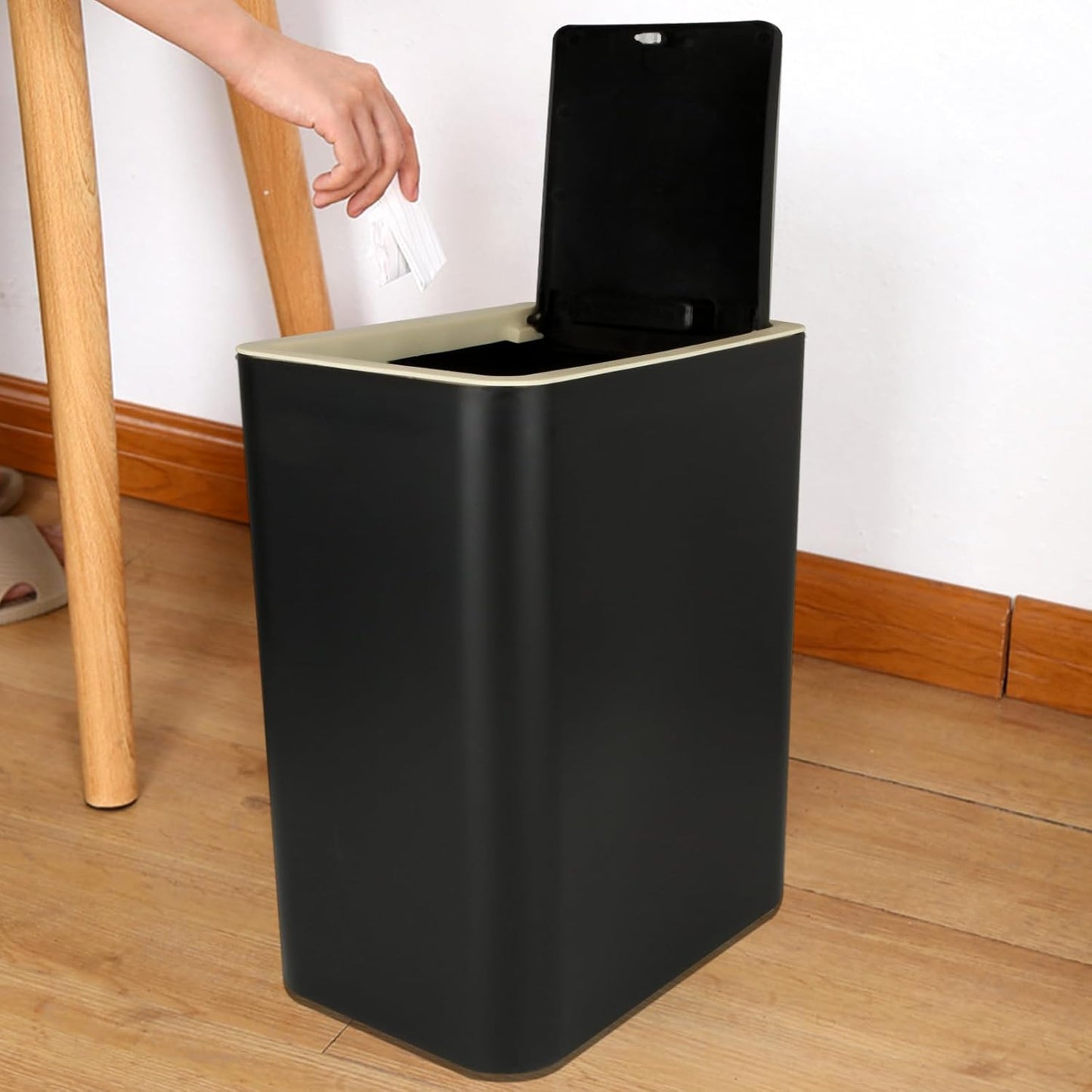 Mülleimer mit Pop-Up Deckel für Büro & Bad