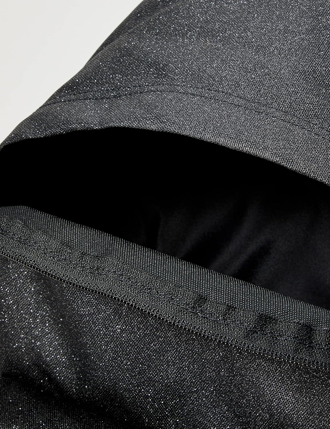 Orbit 87811, Funkenschwarz