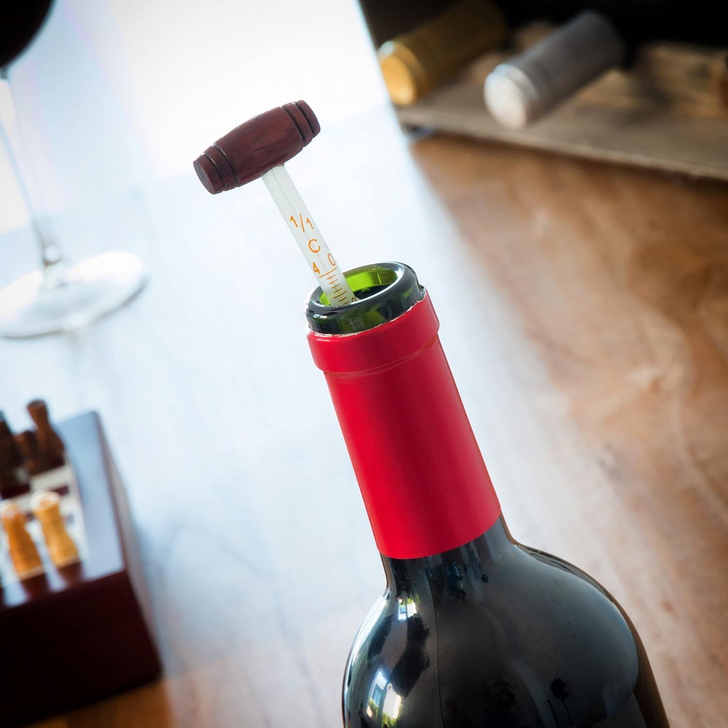 Weinzubehörset mit Schachspiel, Braun Einheitsgrösse