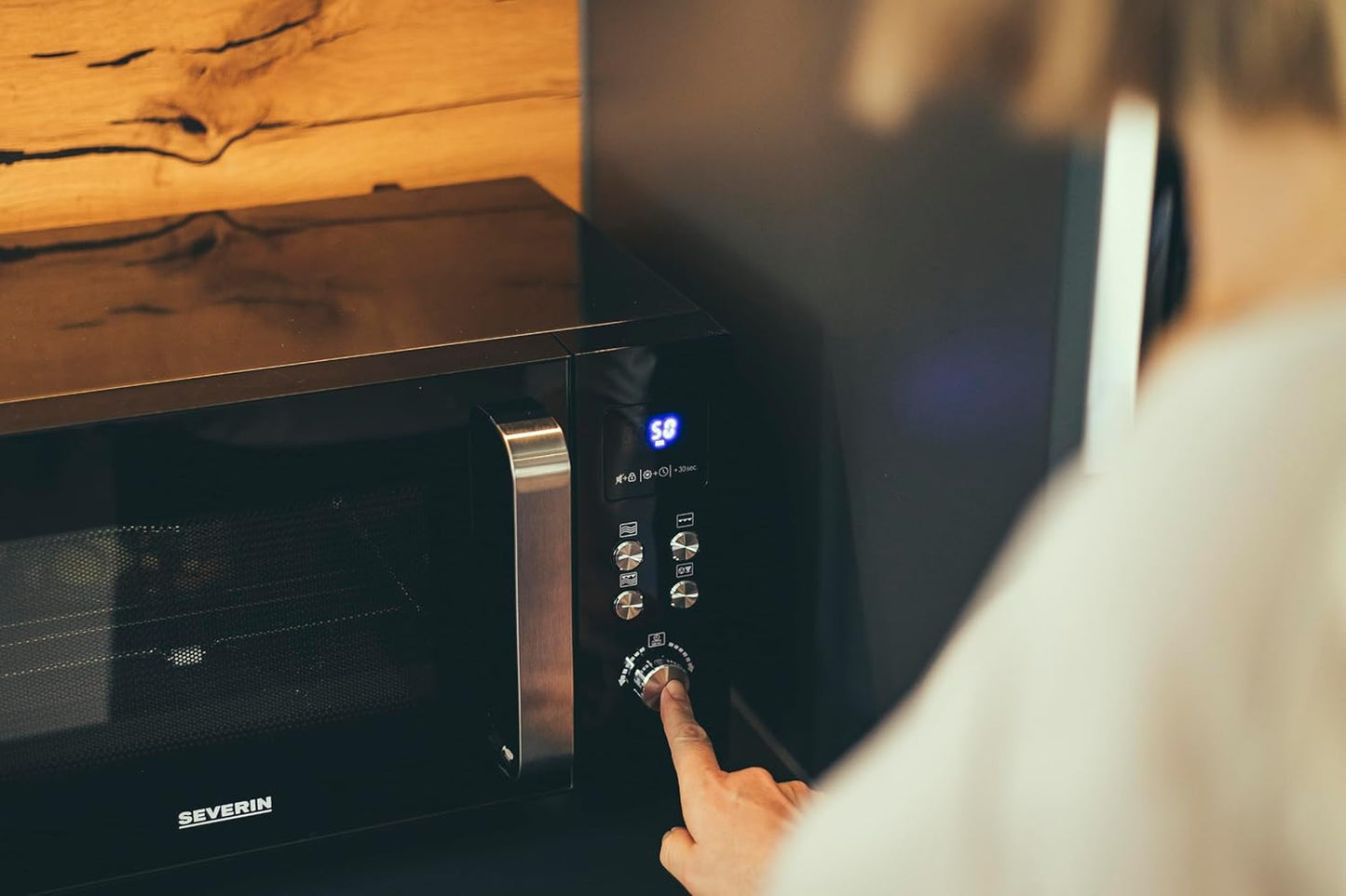 MW 7763 Mikrowelle mit Keramikboden, 25L, flacher Glasboden und Grillfunktion